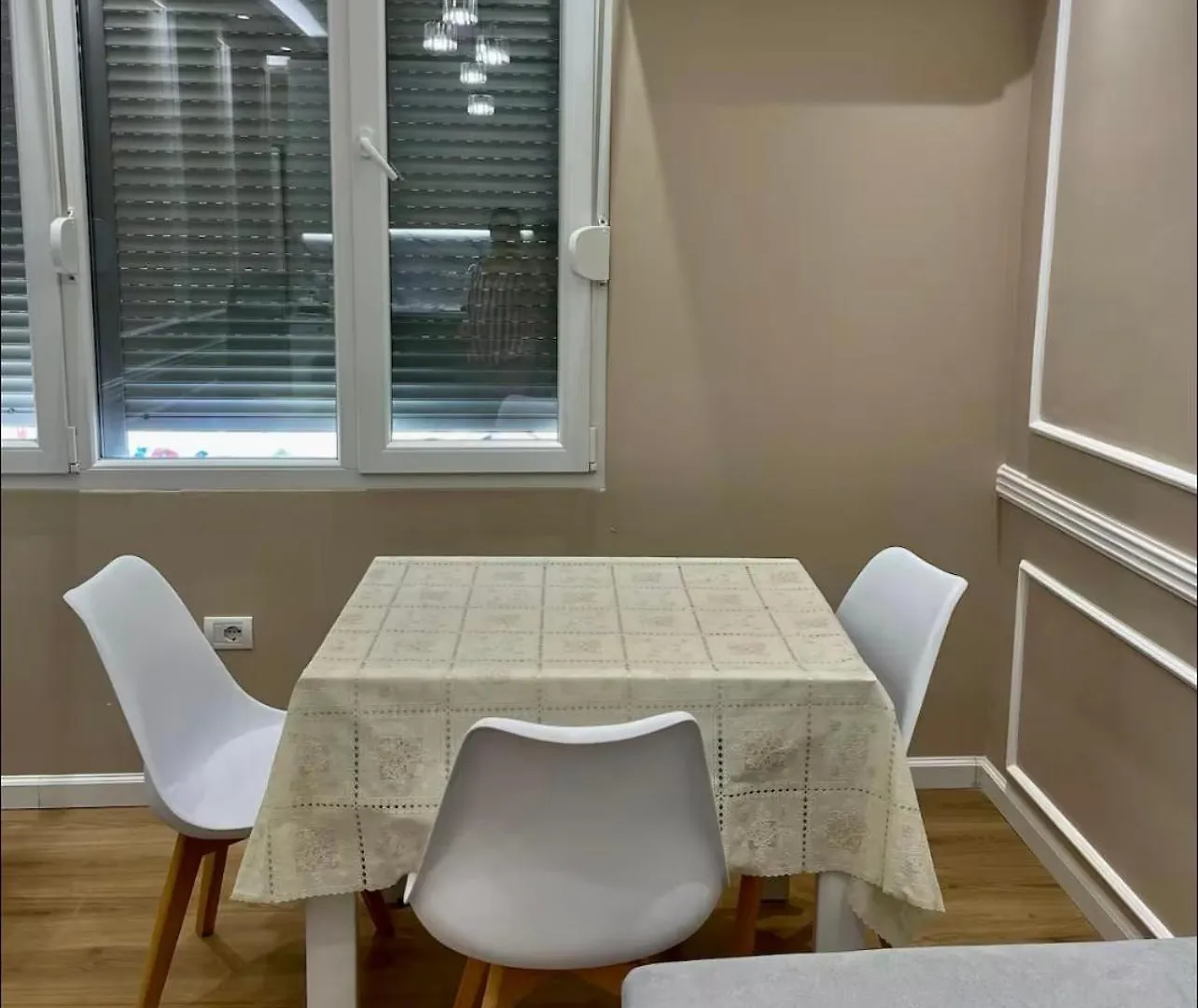 Seaside Modern Apartment Durrës